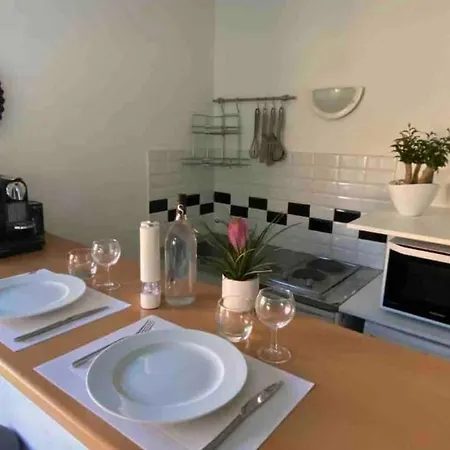 Semesterbostad Mini-villa Climatisee Porto-vecchio *